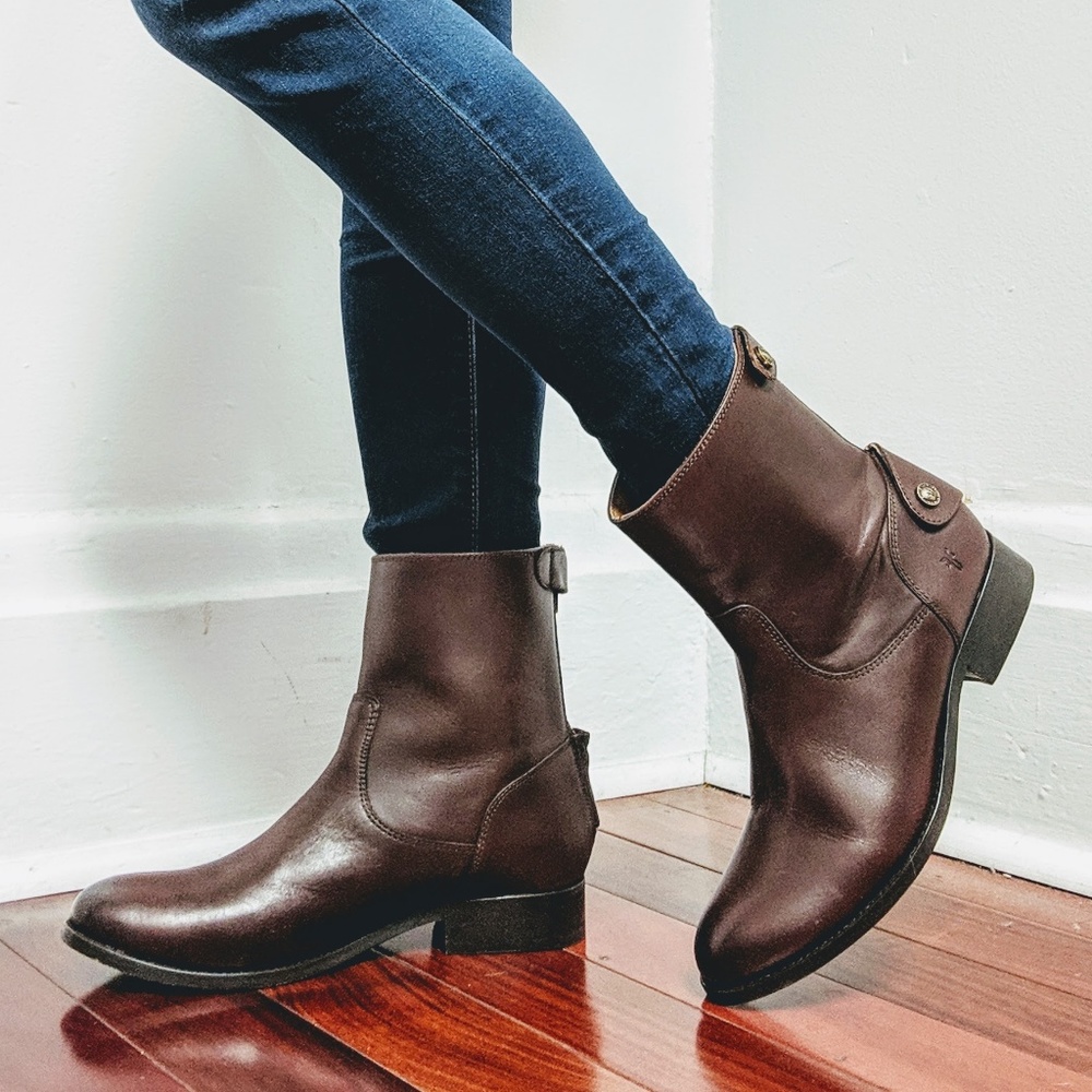 Frye Melissa Button Zip Short Redwood Brown Boot 7 - Picture 1 of 7